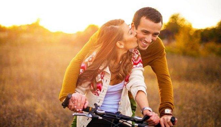 dating tips,tips to date,things that happen while dating right person,couple tips,relationship tips