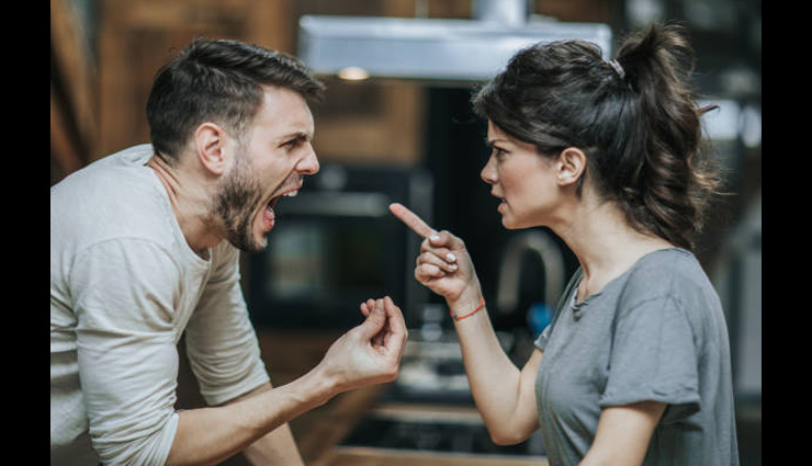 partner angry,things which makes partner angry,mates and me,relationship tips,things to be remembered in front of partner
