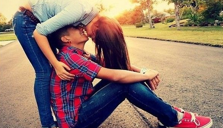 ways to show love,love for partner,couple tips,relationship tips