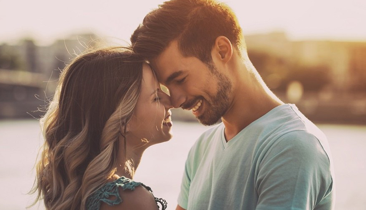 12 Questions Every Couple Must Be Able To Answer After Being Together For an Year