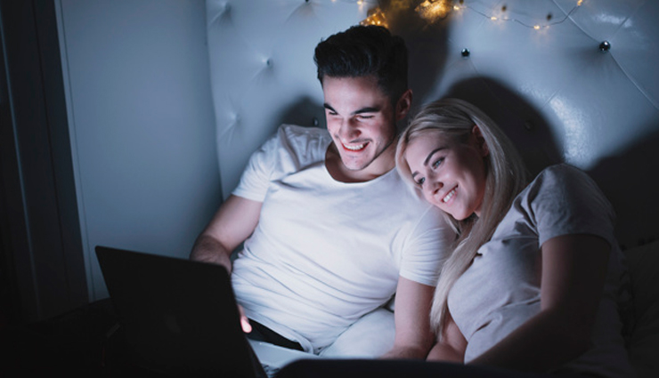 Benefits - 3 Benefits of Watching Porn With Your Partner - lifeberrys.com