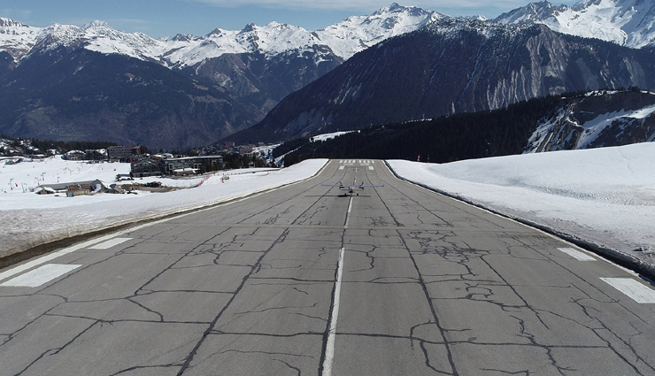 risky landing,10 most risky landing,world most risky landing,airport,travel