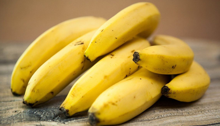 cracked heels,home remedies,home remedies for cracked heels,skin care tips,beauty tips,rice flour,rose water and glycerin,Lemon,neem,banana