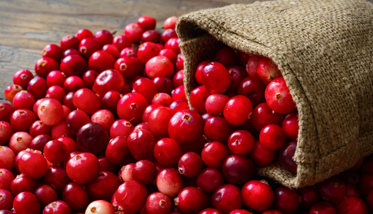 hair care tips,skin care tips,skin and hair benefits  of cranberries,cranberries for hair growth,cranberries for skin care