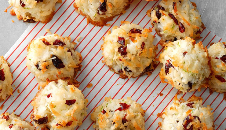 Recipe- Soft and Delicious Cranberry Coocnut Macaroons