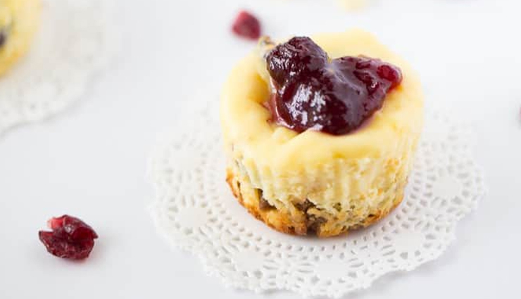 cranberry and white chocolate mini cheesecakes,hunger struck,food