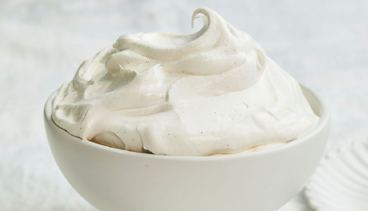 high-fat dairy products,foods that increase cholesterol,high cholesterol diet,cholesterol-raising dairy,full-fat milk and cholesterol,butter and cholesterol,cheese and cholesterol,cream and cholesterol,high-fat yogurt,ice cream cholesterol risk,low-fat dairy alternatives,heart health and saturated fats