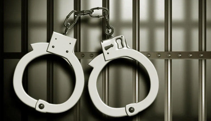 दिल्ली / प्रॉपर्टी के लिए भाई ने की सगे भाई की हत्या, लोहे के बक्से में डालकर नहर में बहा दिया शव, गिरफ्तार