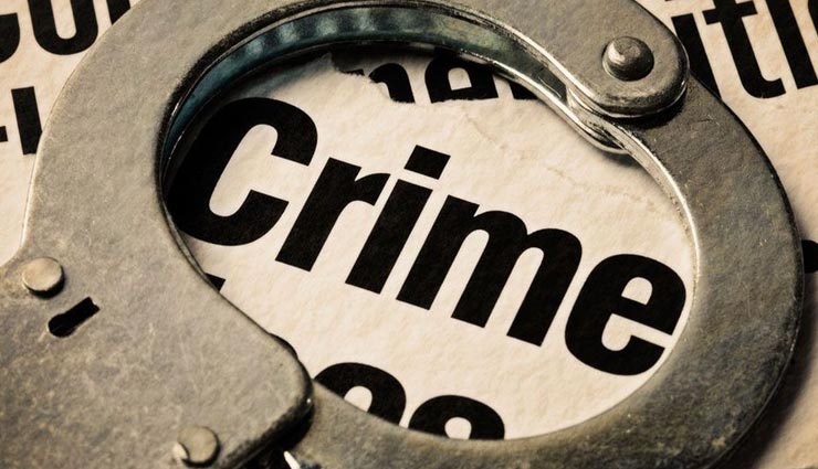 उत्तरप्रदेश : पत्नी के सिर में गोली मारकर हत्या, बच्चों को लेकर हुआ फरार