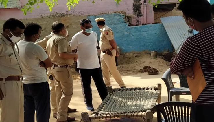 अलवर : धारदार हथियार से गला काट कर दी गई घर में सो रहे व्यक्ति की हत्या 