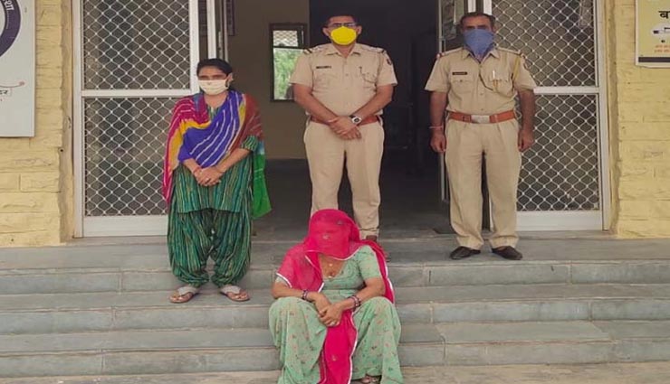 जोधपुर : पुलिस के हथ्ते चढ़ी 10 साल से फरार चल रही हत्यारोपी महिला, तीन आरोपी पहले ही गिरफ्तार