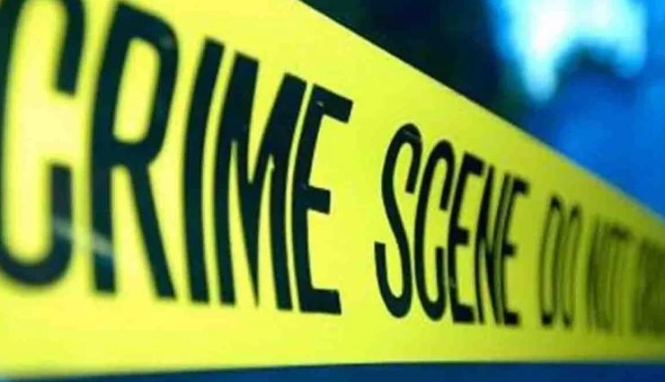 उत्तरप्रदेश : दबंगों ने पुजारी को पिटते हुए मंदिर में की तोड़फोड़, प्रधान सहित चार के खिलाफ मुकदमा दर्ज