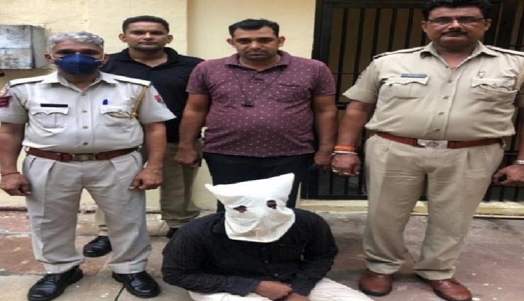 जयपुर : नामी लोगों की हूबहू आवाजें निकाल करता था ठगी, 100 से ज्यादा को शिकार बना ऐंठे करोड़ों रूपये 