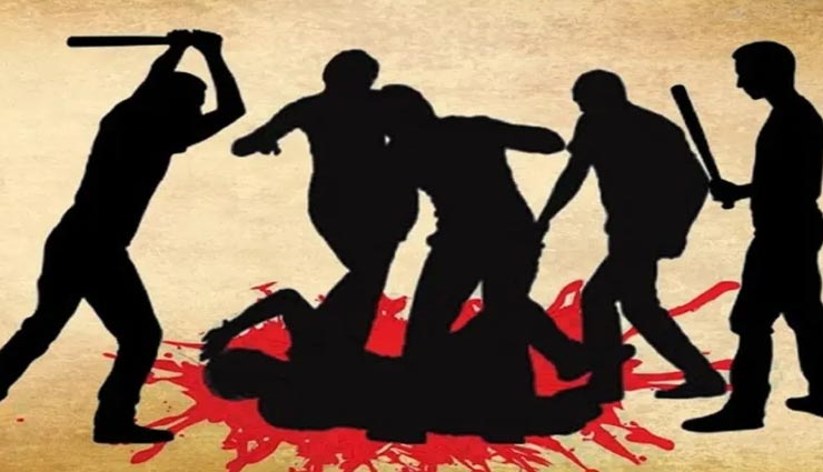 उत्तर प्रदेश : बेरहमी से पीटकर की गई युवक की हत्या, घटना के समय मौके से गुजरा था पुलिस का वाहन, ग्रामीणों में गुस्सा