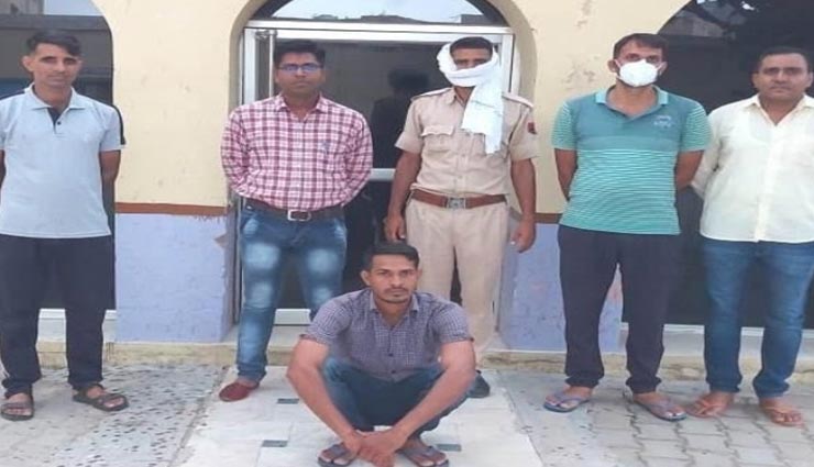 नागौर : अवैध देशी कट्टा लेकर घूम रहा था युवक, पुलिस को देखते ही भागा और हुआ गिरफ्तार 