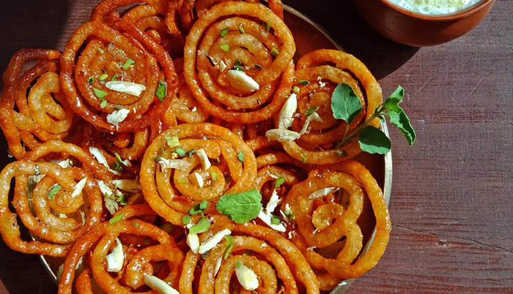 crispy jalebi,crispy jalebi recipe,jalebi recipe,sweet jalebi recipe,recipe,sweet recipe