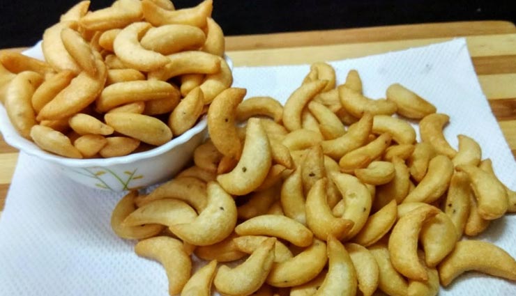 स्नैक्स में बनाए क्रिस्पी काजू क्रैकर्स, बच्चों को आएंगे बहुत पसंद #Recipe स्नैक्स में बनाए क्रिस्पी काजू क्रैकर्स, बच्चों को आएंगे बहुत पसंद #Recipe