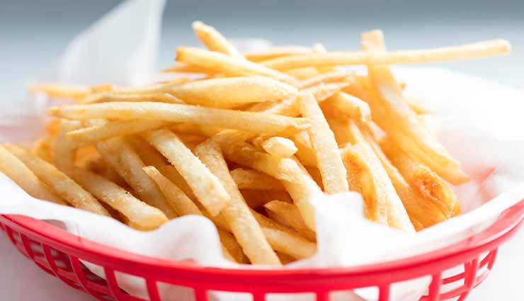 बच्चों का दिन स्पेशल बनाएंगे क्रिस्पी पोटैटो स्टिक्स #Recipe