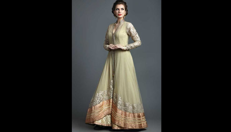 diwali 2019,styling crop top and skirt,diwali fashion tips,latest fashion tips,latest fashion trends