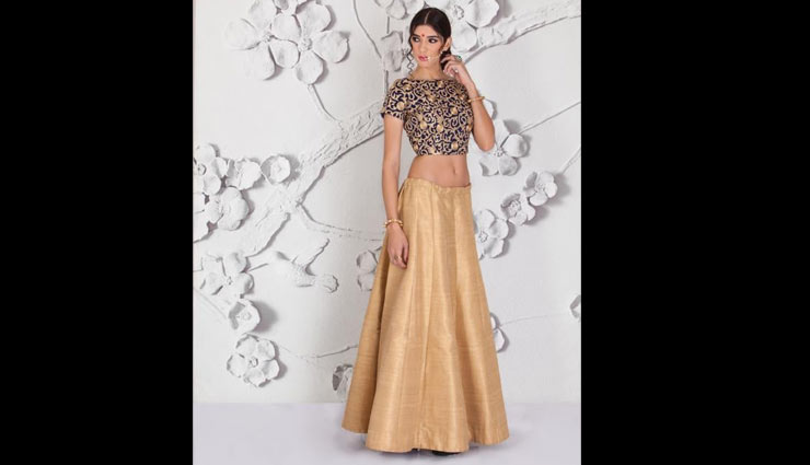 diwali 2019,styling crop top and skirt,diwali fashion tips,latest fashion tips,latest fashion trends