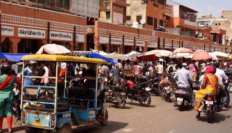 जयपुर : संक्रमित घटे जरूर लेकिन कोरोना अभी भी, निगम ने नहीं काटा एक भी चालान