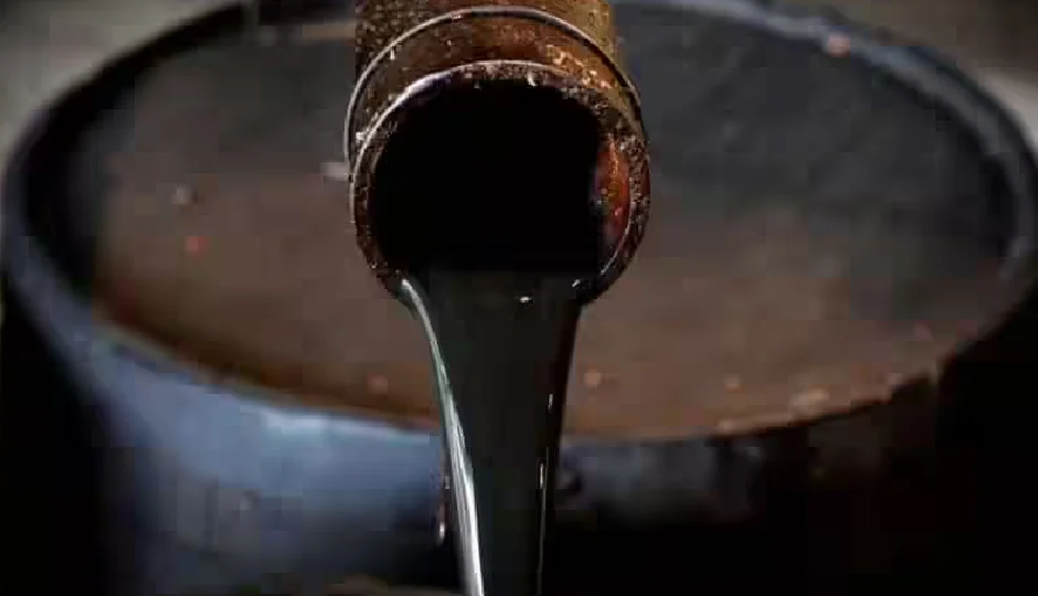 क्रूड ऑयल 100 डॉलर के पार जाने की आशंका, ईरान पर हमलों का भारत पर कितना होगा प्रभाव?