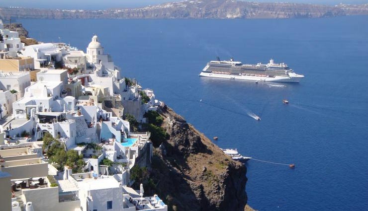 5 breathtaking things to do in greece,things to do in greece,greece,must visit places in greece,wanderlust,travel guide for greece