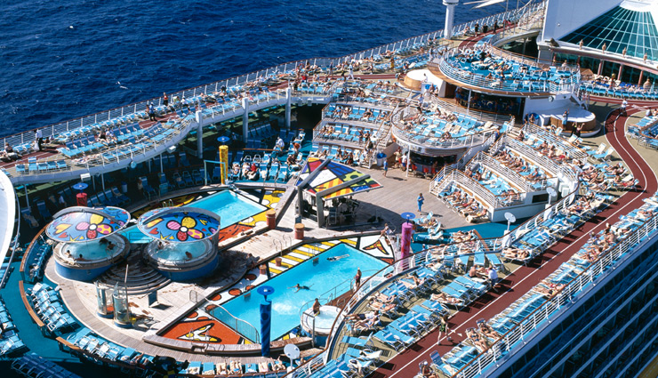 5 Places To Head For Cruise Vacation in India