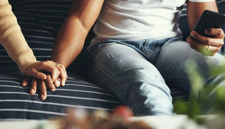 harmless crush vs emotional infidelity,difference between crush and emotional cheating,emotional infidelity signs,is my crush harmless or cheating,emotional affair vs innocent crush,signs of emotional cheating,emotional connection vs crush,when does a crush become infidelity,harmless attraction vs emotional affair,emotional unfaithfulness in relationships