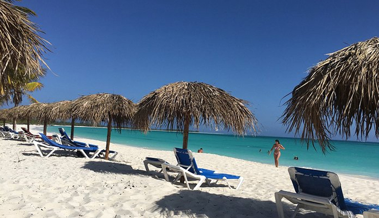 cuba,places to visit in cuba,vinales valley,national capitol building,castillo de los tres reyes del morro,cayo largo del sur,malecon