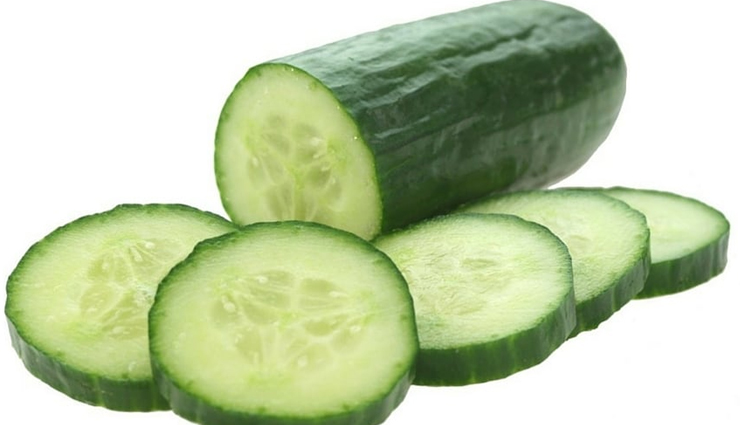 beauty tips,oatmeal,cucumber,5 ways to treat sun allergies in all natural way,yogurt and coconut,aloe vera,lavender oil,tips to treat skin allergies at home,natural ways to treat skin allergies,how to get rid of skin allergies,how to keep skin good in summers