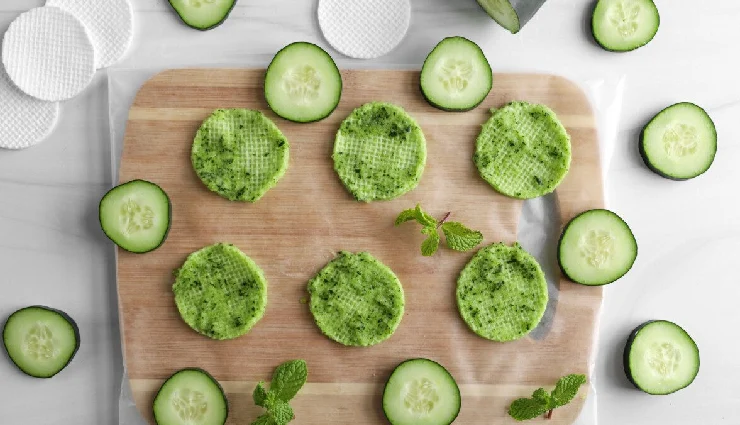 under-eye dark circles,home remedies for dark circles,causes of dark circles,how to get rid of dark circles,reduce under-eye pigmentation,dark circle treatment at home,natural remedies for dark eyes,tired-looking eyes solution,eye care tips,manage dark circles naturally