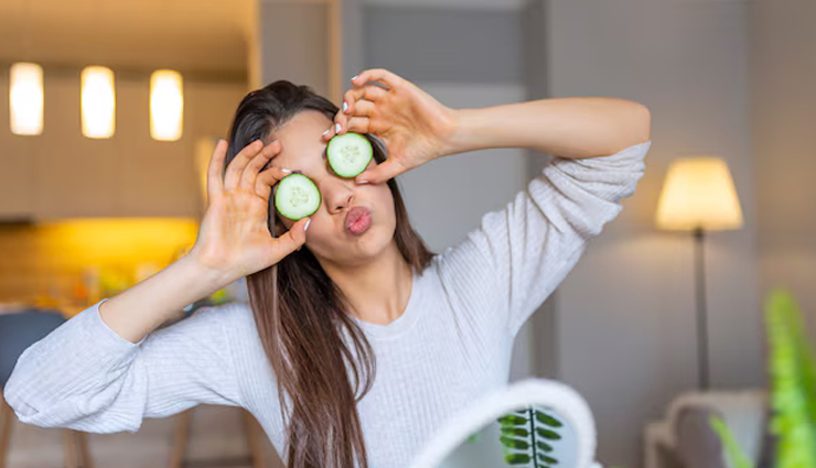 diy cucumber face mask,cucumber for smooth skin,cucumber skincare,cucumber toner recipe,cucumber and aloe vera gel,cucumber eye pads,cucumber scrub diy,benefits of cucumber for skin,natural skincare with cucumber,diy skin treatments