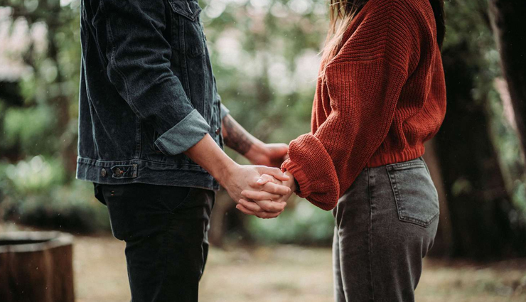 10 Big Signs You are in a Cuffing Season Relationship