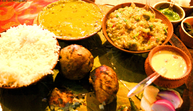 varanasi travel guide,reasons to visit varanasi,varanasi spiritual experience,best ghats in varanasi,temples in varanasi,ganga aarti,varanasi festivals,varanasi street food,budget travel varanasi,varanasi shopping