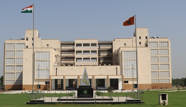 पंजाब केंद्रीय विश्वविद्यालय बठिंडा में फैकल्टी के पदों पर करें आवेदन, इस बात का रखें ध्यान