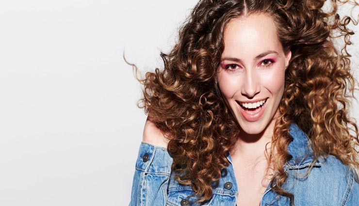 यह होममेड कंडिशनर आपके कर्ली बालों के लिए रहेगा बेहतरीन, जानें तरीका