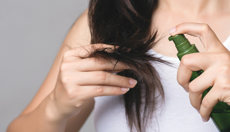 papaya and banana mask,coconut cream and lemon juice,milk and honey,hot oil,fullers earth pack,apple cider vinegar,olive oil and eggs,celery leaves,natural ways to straighten your curly hair,hair care tips,curly hair tips,straight hair tips,beauty tips