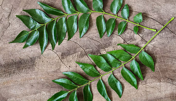 curry leaves benefits for hair,curry leaves for hair growth,how to use curry leaves for hair,curry leaves hair mask,curry leaves oil for hair,diy curry leaves hair treatment,curry leaves for dandruff,curry leaves for shiny hair,natural hair care with curry leaves,curry leaves for strong hair