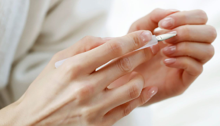 hot oil manicure benefits,beauty benefits of hot oil nails,hot oil treatment for nails,manicure with hot oil advantages,benefits of hot oil for nail care,nail health with hot oil manicure,hot oil nail treatment benefits,hot oil nail therapy advantages,nourishing nails with hot oil,hot oil manicure for nail health