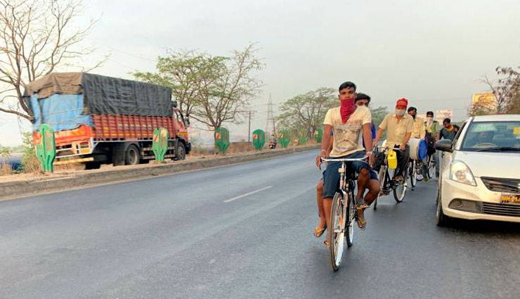 walked 800 km,lockdown,small  kid,chandrapur,madhya pradesh,telangana,coronavirus,news,news in hindi