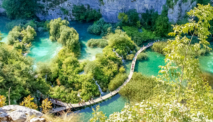 cycling routes to try in croatia,cycling routes,croatia,jozefina road trail,risnjak national park,plitvice road,hvar island,peljesac peninsula,the blue route,cazma to grabovica,sisak to popovaca