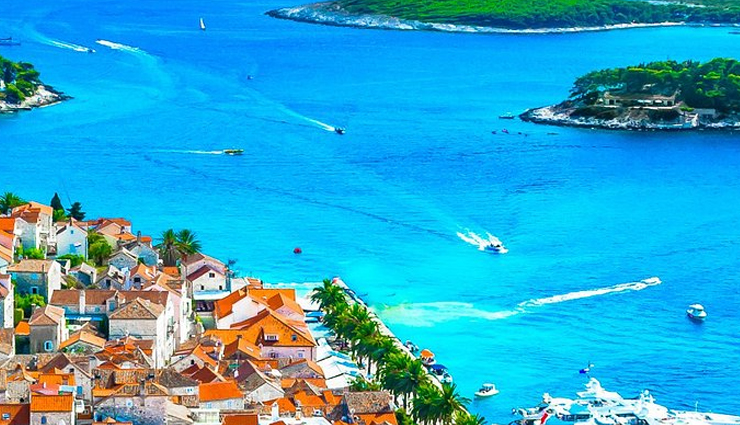 cycling routes to try in croatia,cycling routes,croatia,jozefina road trail,risnjak national park,plitvice road,hvar island,peljesac peninsula,the blue route,cazma to grabovica,sisak to popovaca