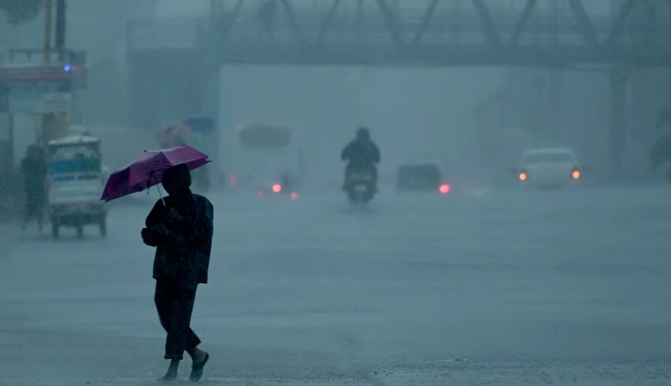 बंगाल की खाड़ी में उठा साइक्लोन 'मोथा', ओडिशा-बंगाल के बाद बिहार में भी बारिश का अलर्ट, छठ पर्व पर बढ़ी चिंता