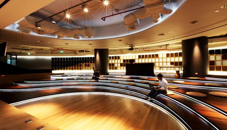 5 breathtaking workplaces around the world,selgas cano madrid,google office zurich,comvert italy,facebook california,d tac thailand,most creative offices in the world,offices around the world,best offices,best workplace,amazing workplace