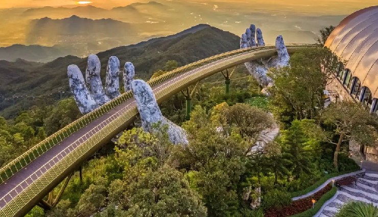 vietnam travel guide,top places to visit in vietnam,vietnam tourism,vietnam natural beauty,historic cities vietnam,vietnamese street food,vegetarian food vietnam,cultural diversity vietnam,must-see destinations vietnam,vietnam trip planning