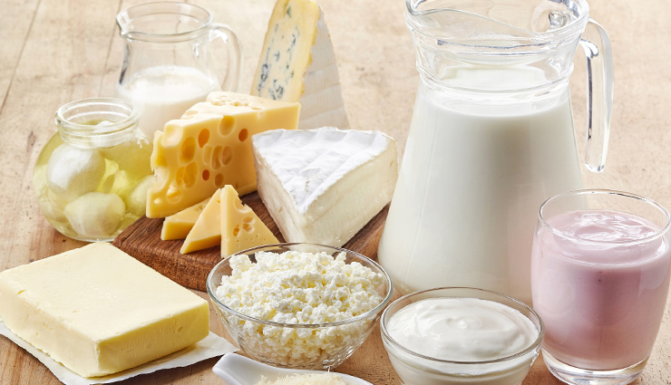 pregnancy,food for pregnancy,healthy food,dairy products,legumes,sweet potatoes,eggs,leafy green vegetables,lean meat,fish liver oil,berries,whole grains,dried fruits