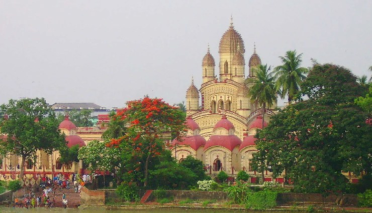 chaitra navratri,goddess temples,navratri 2025,temples to visit,navratri celebration,devi durga temples,hindu festivals,chaitra navratri temples,spiritual pilgrimage