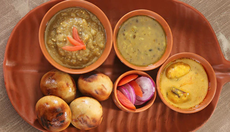 madhya pradesh food,madhya pradesh famous food,madhya pradesh travel,holidays,travel guide,travel tips
