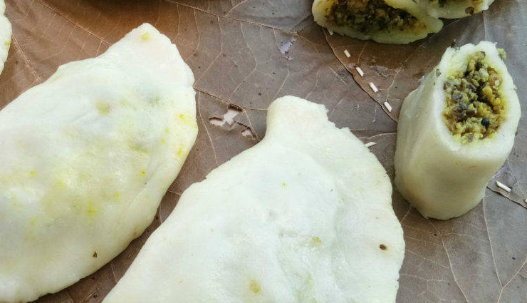 bihari cuisine,dal pitha recipe,healthy bihari food,authentic bihari recipe,nutritious lentil dish,wheat flour stuffed with chana dal,traditional bihari dish,protein-rich bihari food,easy bihari recipe,bihari comfort food